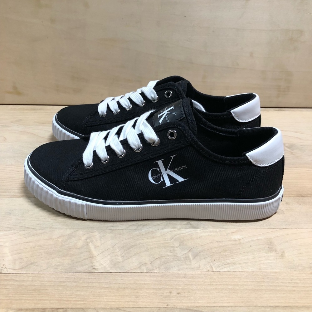 Calvin Klein Sneakers size 6.5 new